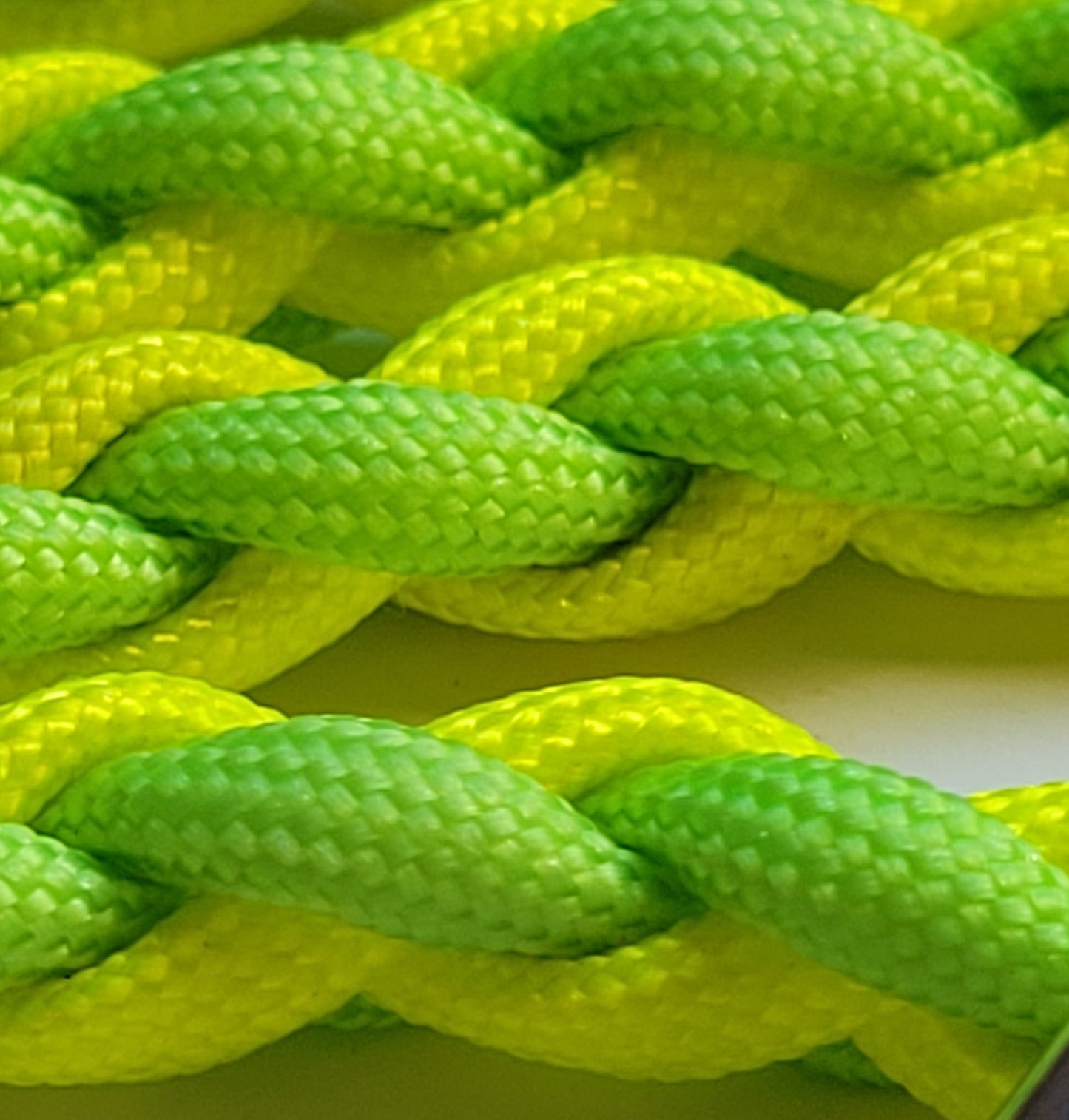 Paracord Braided Dog Leash Lead 6ft (Yellow & Lime Green) Med or Lg Dog Training/Walking