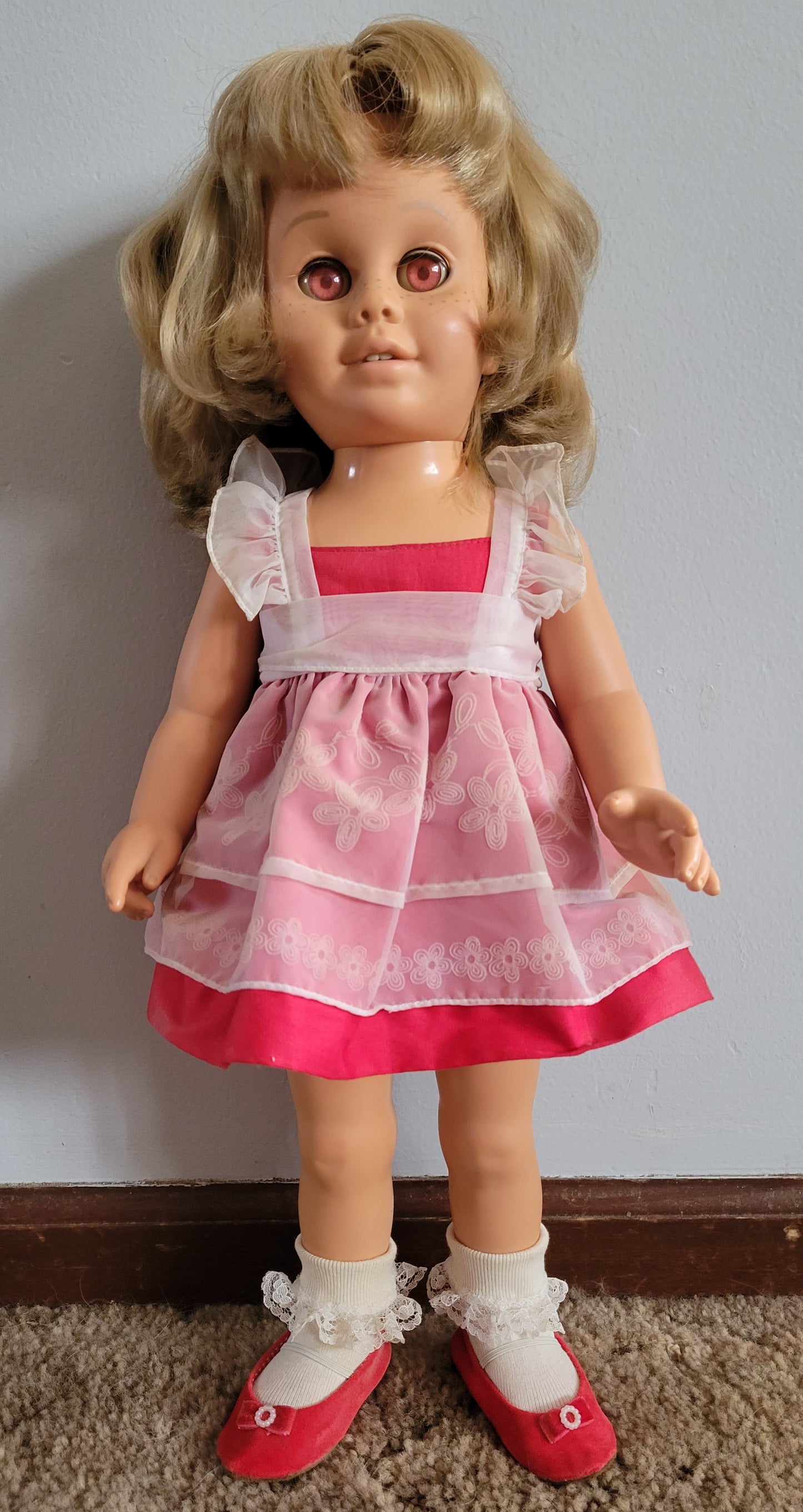 Mattel Chatty Cathy Doll 1998 Reproduction Red Dress Amber Eyes TALKS!