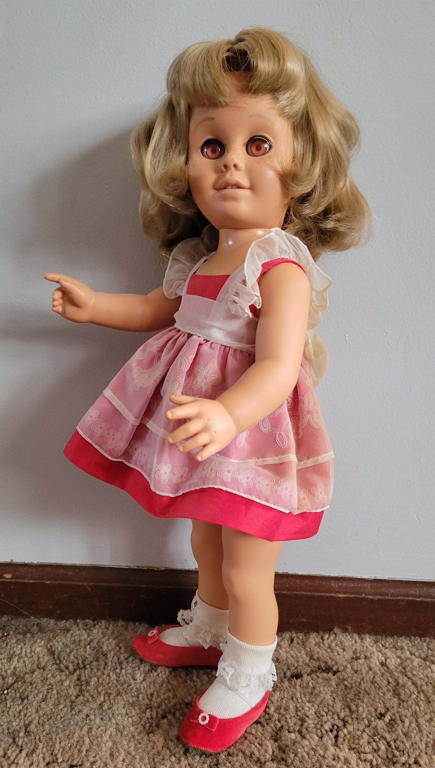 Mattel Chatty Cathy Doll 1998 Reproduction Red Dress Amber Eyes TALKS!