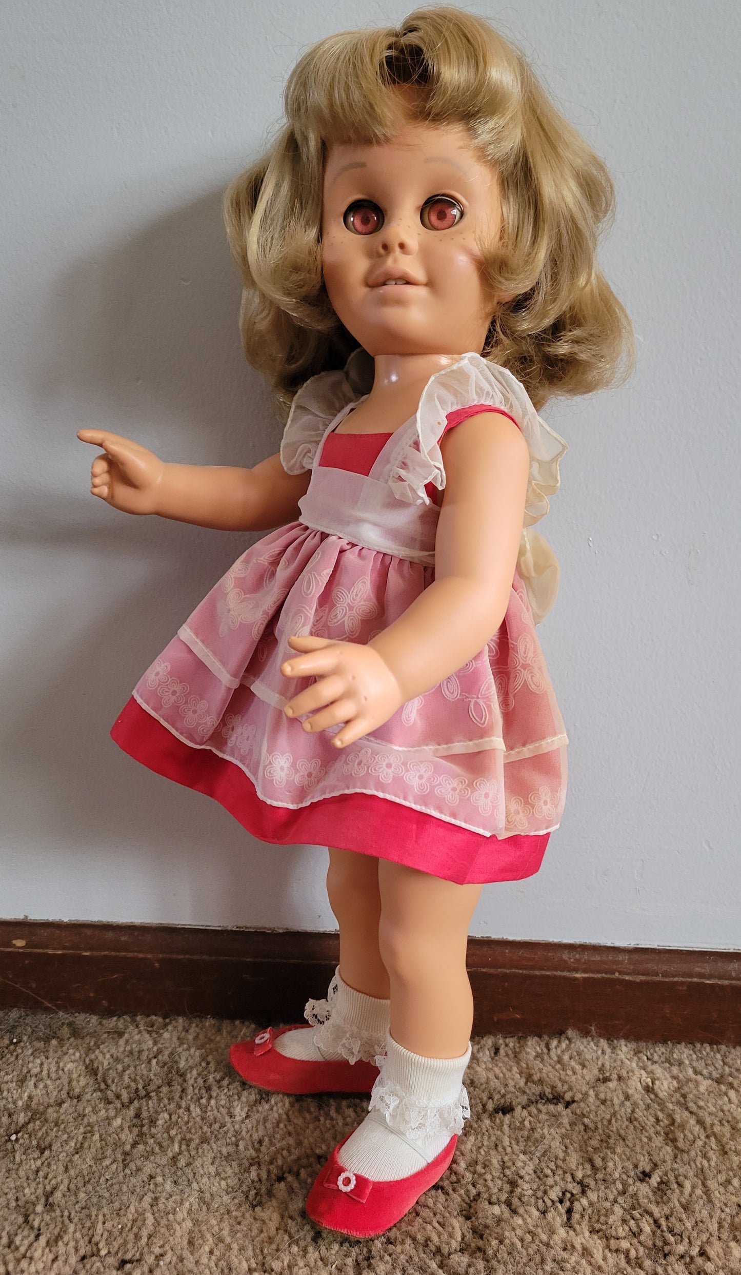 Mattel Chatty Cathy Doll 1998 Reproduction Red Dress Amber Eyes TALKS!