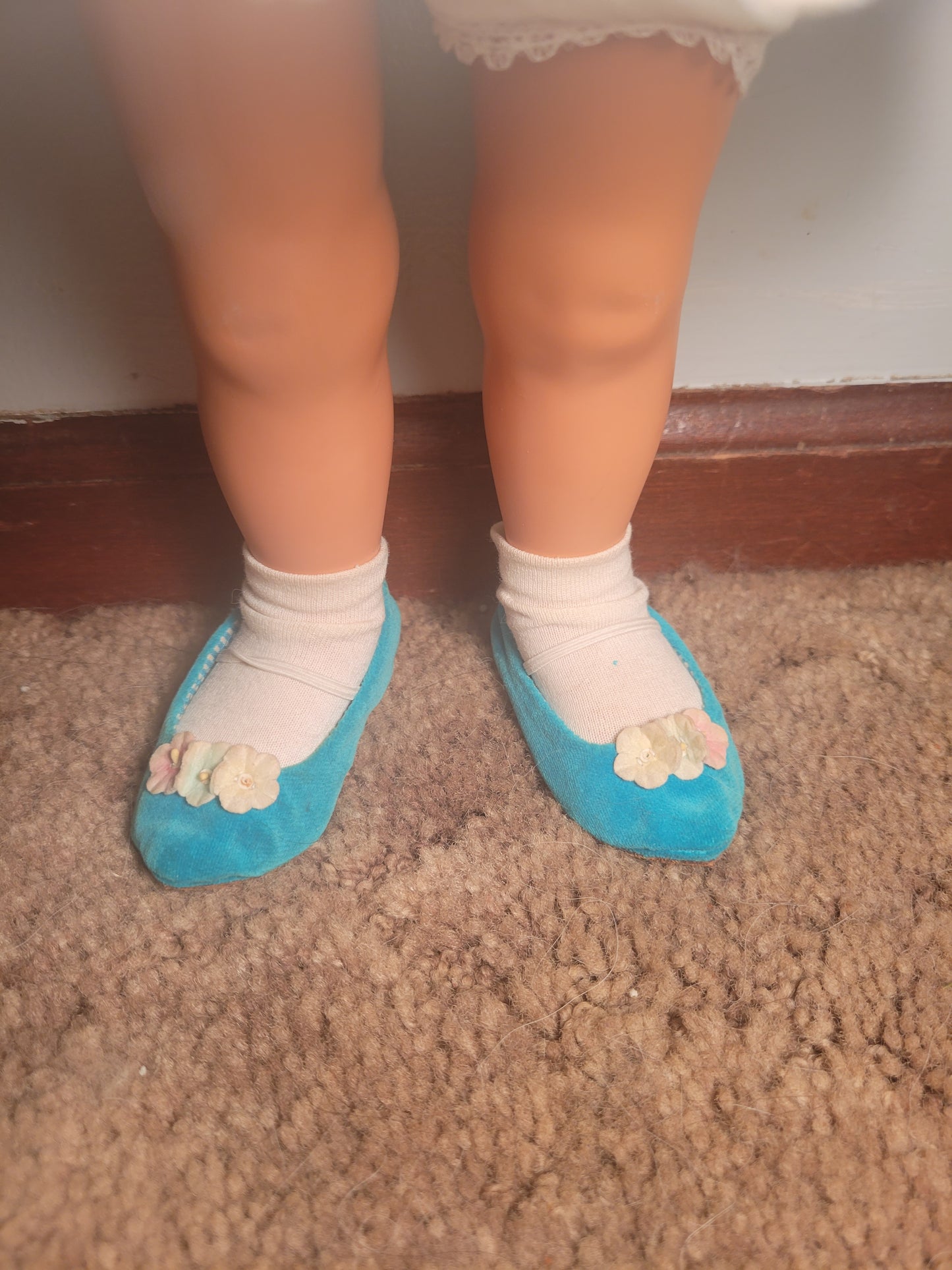 Mattel Chatty Cathy Doll 1998 Reproduction Blue Dress Amber Eyes TALKS!