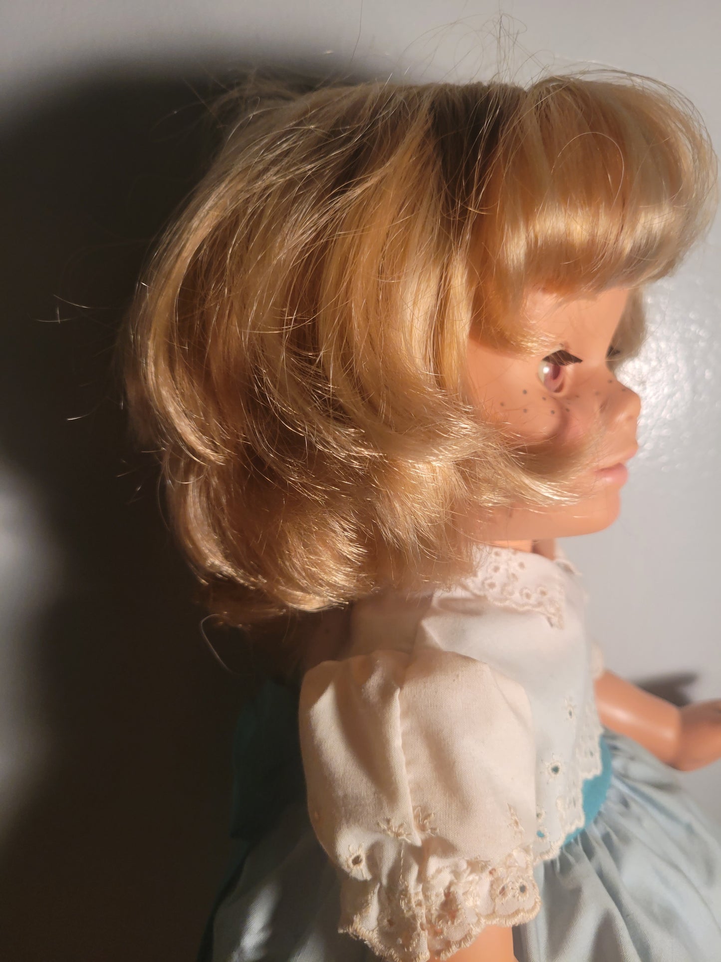 Mattel Chatty Cathy Doll 1998 Reproduction Blue Dress Amber Eyes TALKS!