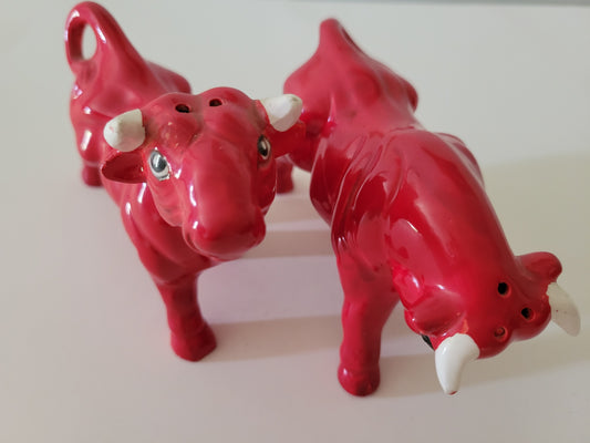 Red Bull Cow Googly Eyes 1960s Vintage Japan Salt & Pepper Shakers